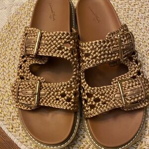 Universal Thread Kylie Woven Sandal size 11